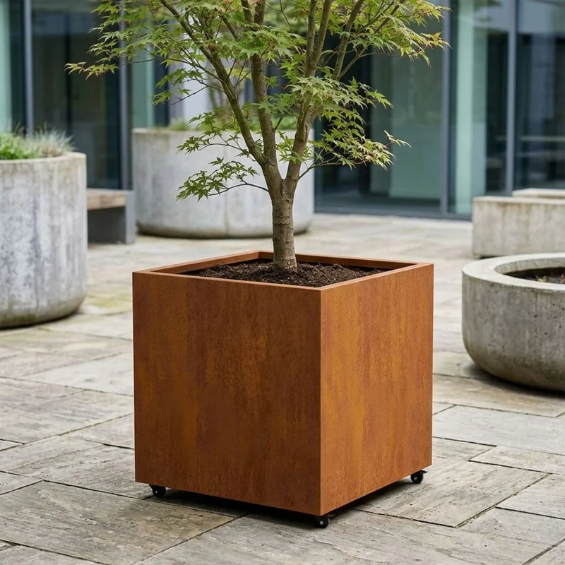 Jardinière en acier corten carrée avec roulettes 100x100x100 cm