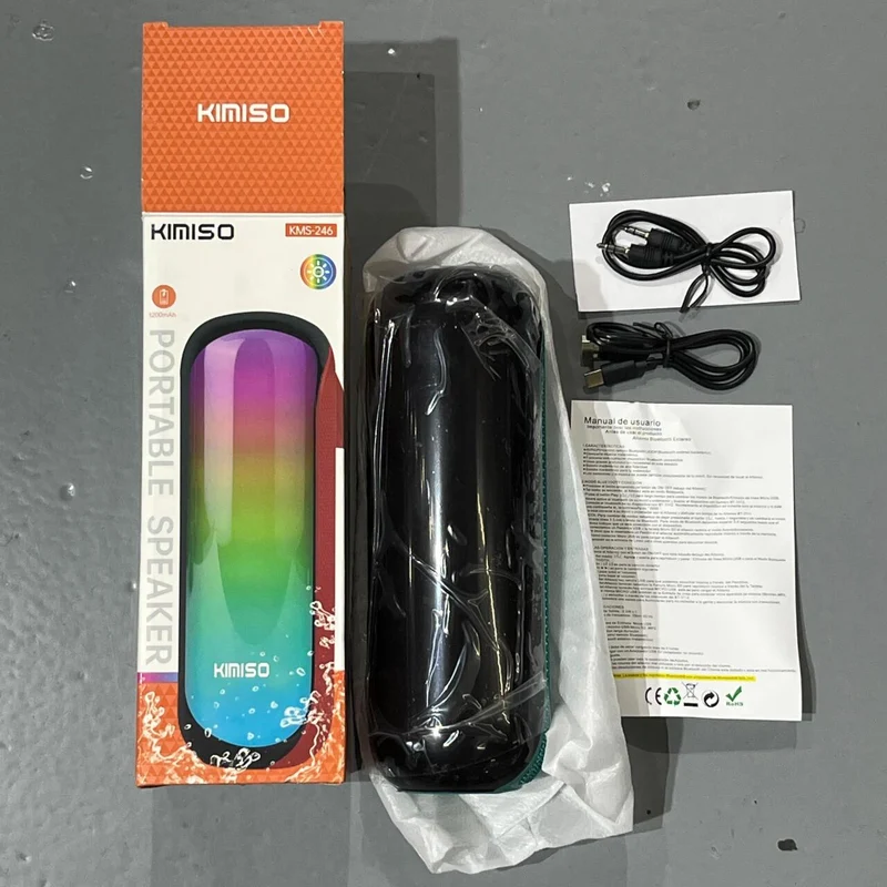 Altavoz Bluetooth Portátil KIMISO KMS-246 con Sonido Potente y Diseño Compacto