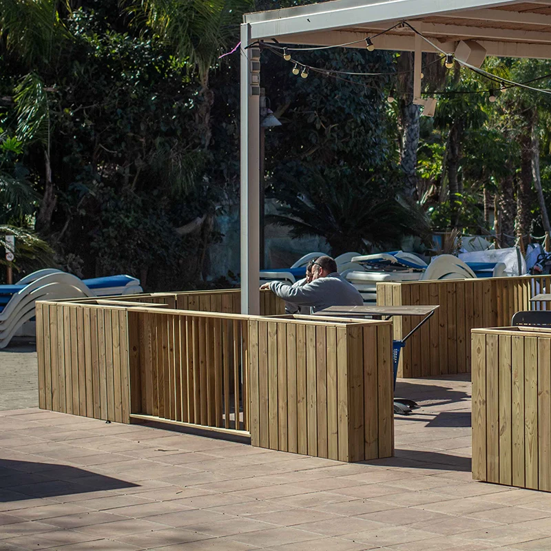 Jardinera de madera fija autoportante 100x44.5x80