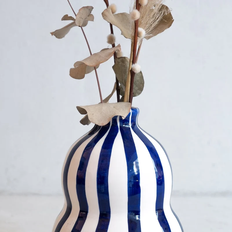Jarrón de calabaza en azul
