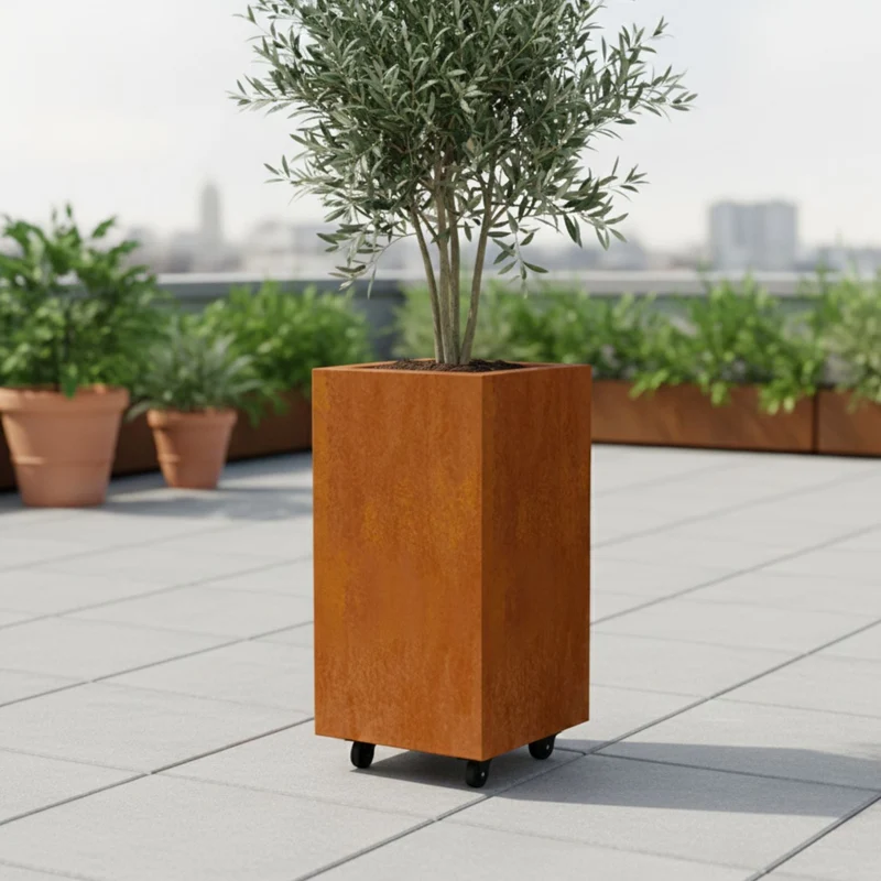 Jardinière en acier corten carrée avec roulettes 40x40x80 cm