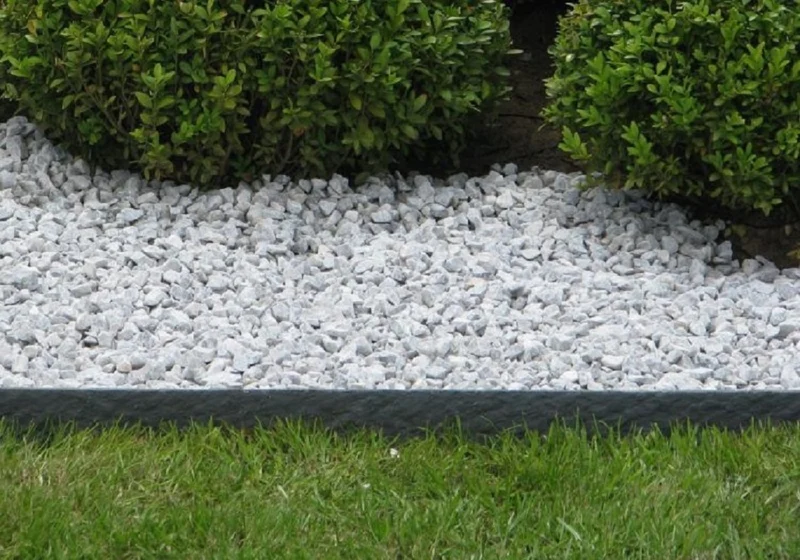 Bordillo Ecolat 100% Plástico Reciclado (rollo 10mx7mmx14cm)