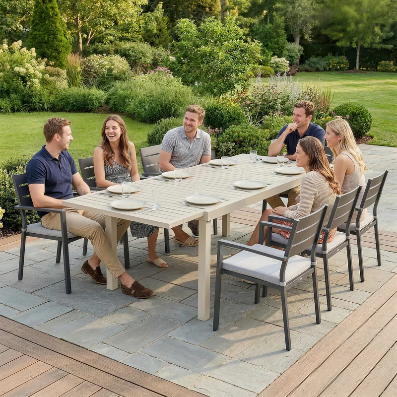 Outsunny Mesa de Jardín Extensible 150/225x85x75 cm, Mesa de Comedor Exterior Extensible Rectangular de Aluminio, con Tablero de Listones para 6-8 Personas, para Patio, Terraza, Blanco