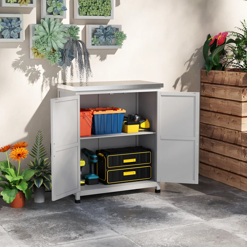 Outsunny Armario de Exterior de Madera, Caseta de Jardín Exterior con Techo de Acero Galvanizado, Estante, 2 Puertas, Cobertizo de Jardín para Almacenamiento de Herramientas, 79x43x92 cm, Gris