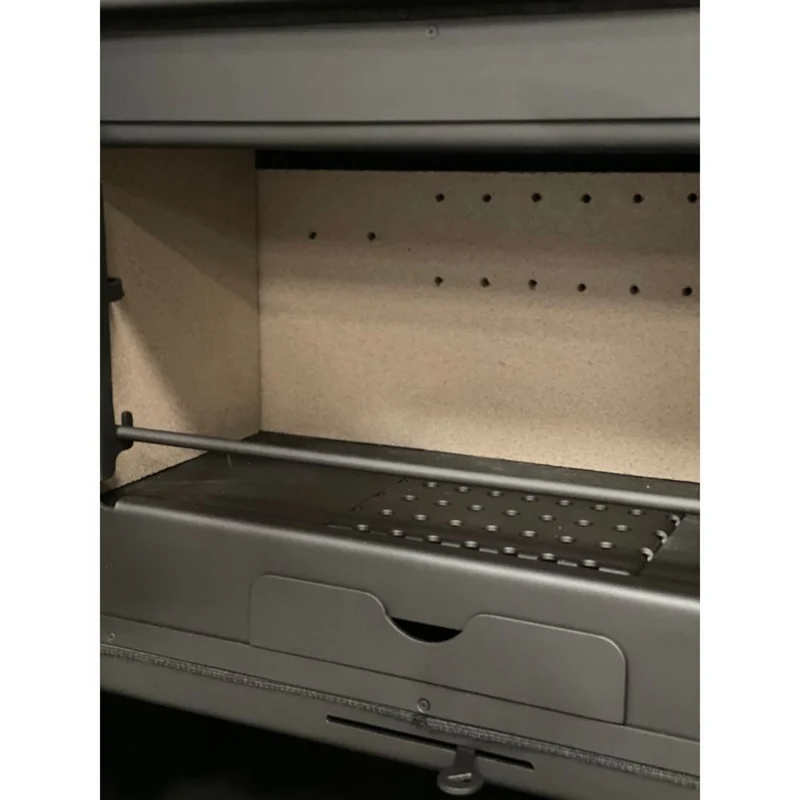 Estufa de leña modelo Zeux Horno 810