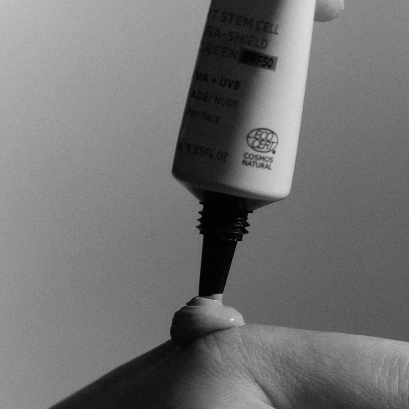 Emulsión facial antioxidante SPF 50 Mádara 40 ml