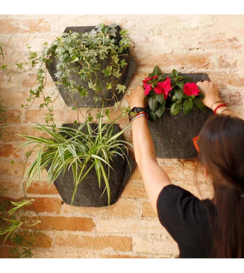 Jardín Vertical Modular Citysens Con Riego Manual De 6 Maceteros – Blanco Con Funda Téxtil Reciclada