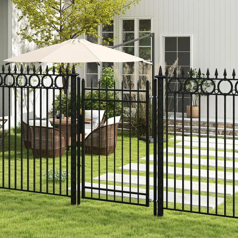 Outsunny Puerta de Jardín Puerta para Valla de Acero Galvanizado con Decoración de Flechas Cerradura y Llaves Puerta para Exterior Patio 107x204 cm Negro