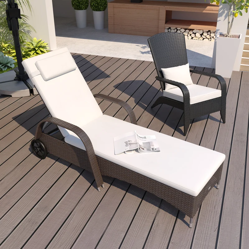 Outsunny Tumbona de Ratán de Jardín Chaise Longue con Respaldo Ajustable en 5 Posiciones Cojines Acolchados Reposacabezas y 2 Ruedas Carga 160 kg 200x73x30-103 cm Crema y Marrón