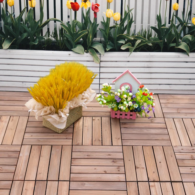 Outsunny Set de 27 Baldosas de Madera 30x30 cm con Área de 2,43 m² Losetas Sistema de Clic para Balcón Terraza Jardín Marrón